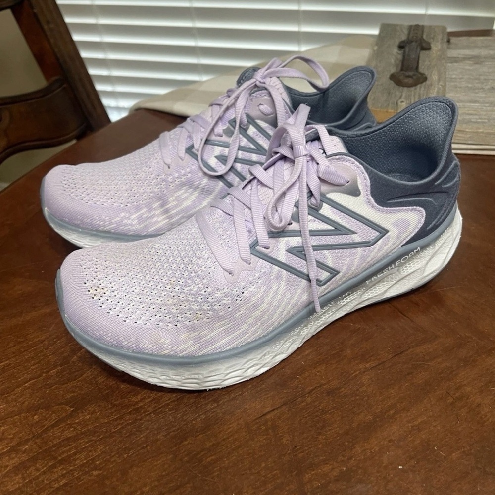 New Balance Running Shoe Astral - Picture 1 of 11